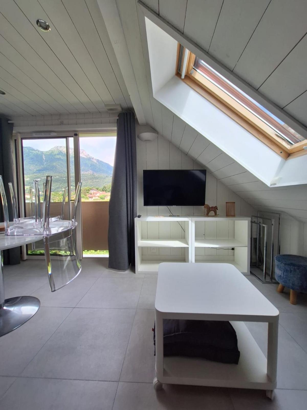 La Baie Des Voiles 3 Chambres 4 A 6 Personnes Au Bord Du Lac Plage Privee ดูแอ็งต์ ภายนอก รูปภาพ